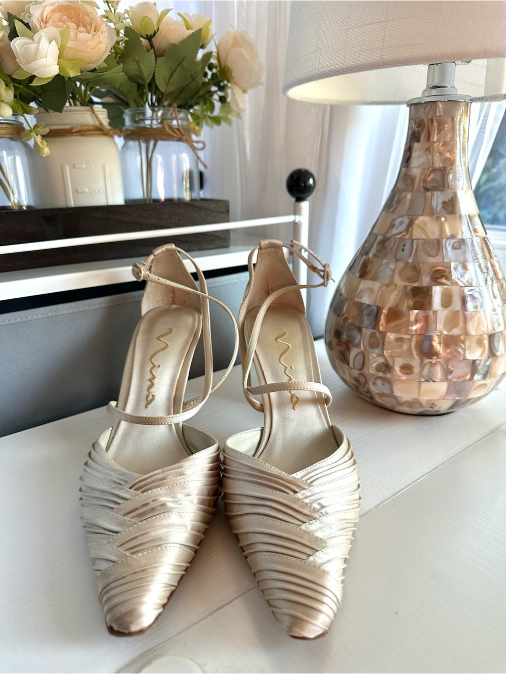 Nina Champagne Satin Pleated Pointed Toe Bridal Ankle Strap Heels Size 8.5